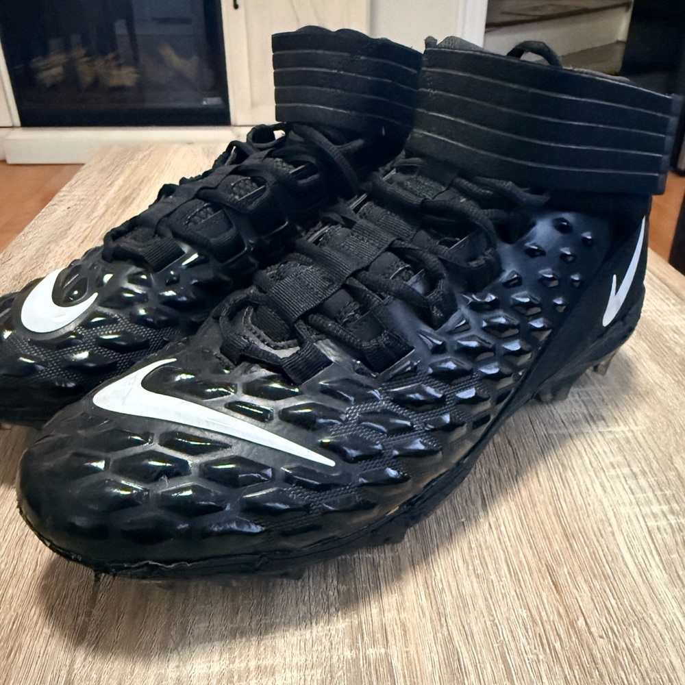 Nike Football Cleats - size 13